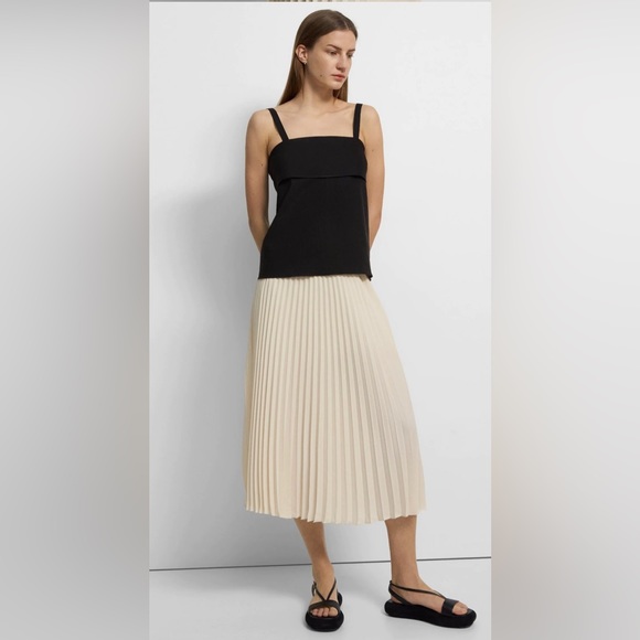 Theory Tie-Back Top in Good Linen size XL, NWT - Picture 3 of 4